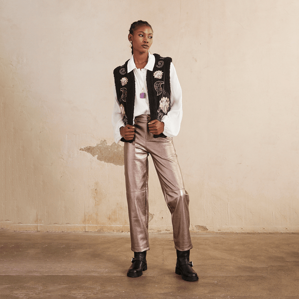 Black 'Sitara' Paisley Embroidered Vest by NKN Nekane – Curated Living