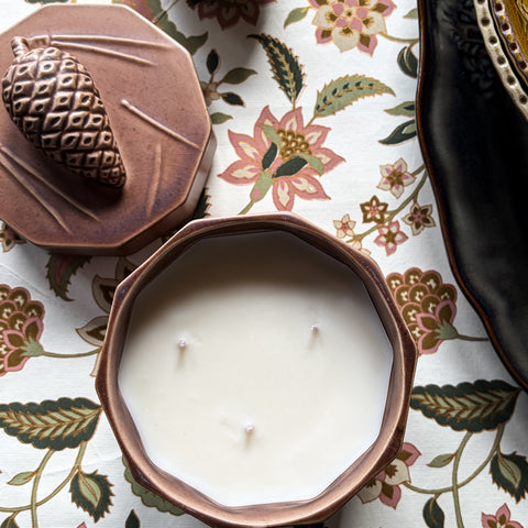 Glanta Scented Candle 'Pine Cone - Pine' in Umber by Sthal of Sweden