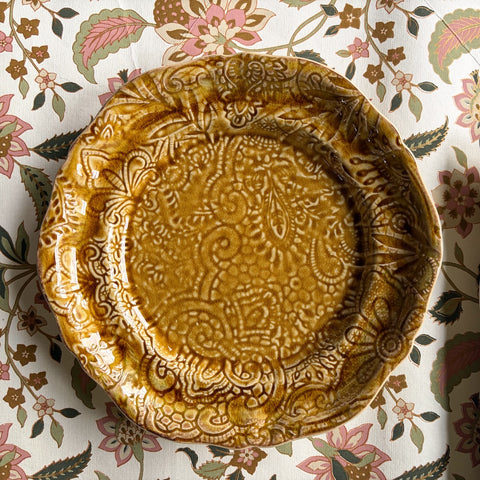 Arabesque Large 'Dinner Plate' crackle glazed in 'Pineapple' by Sthal of Sweden