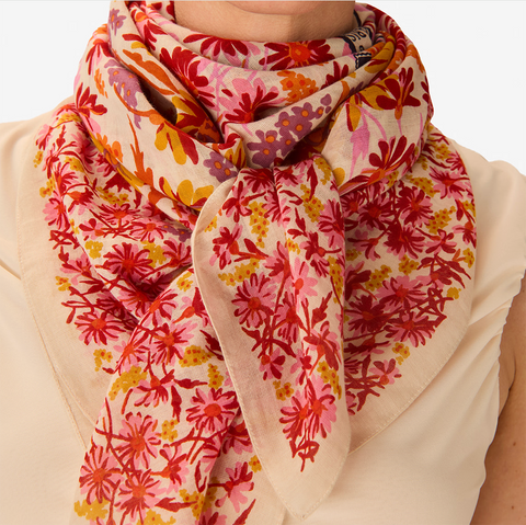 Scarf 'Square 100 Faust - Pink' by Inoui Editions