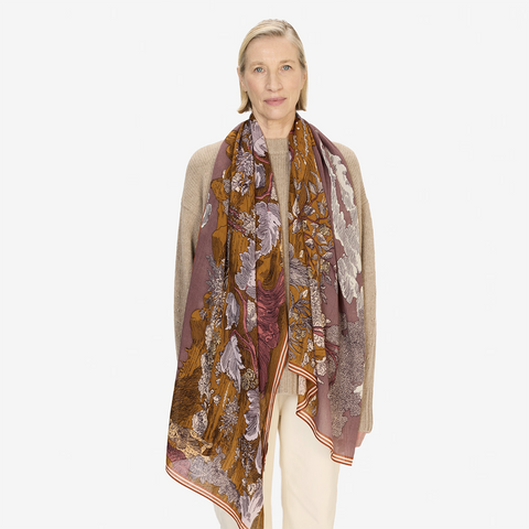 Scarf 70 'History' 100% Wool in Purple by Inoui Editions