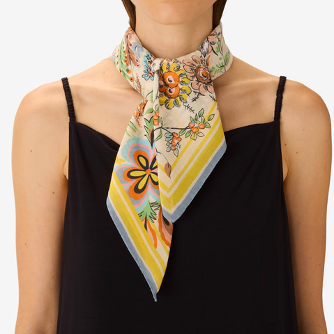 Scarf 'Square 70 Pagoda - Green' by Inoui Editions