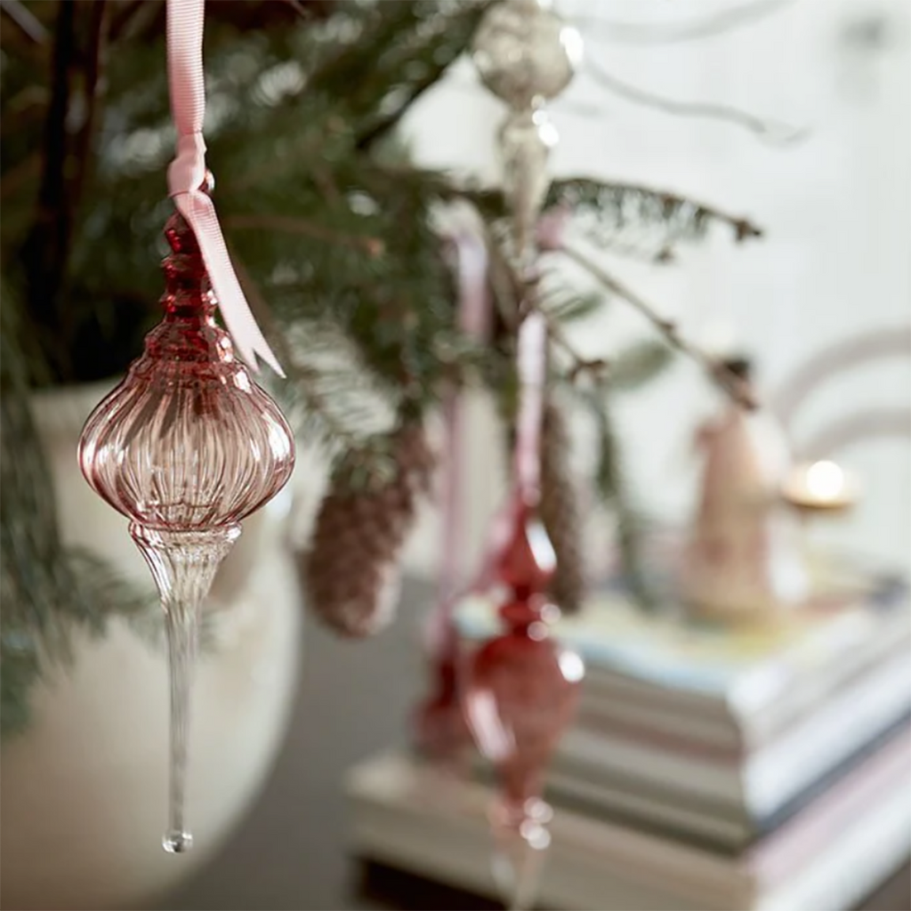 Red Glass Icicle Bonbon Decoration.