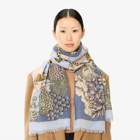 Scarf 55 'Magnus' in Grey by Inoui Editions