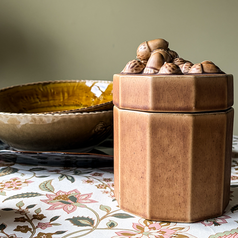 Glanta Scented Candle 'Acorn - Lemongrass' in Hazel by Sthal of Sweden