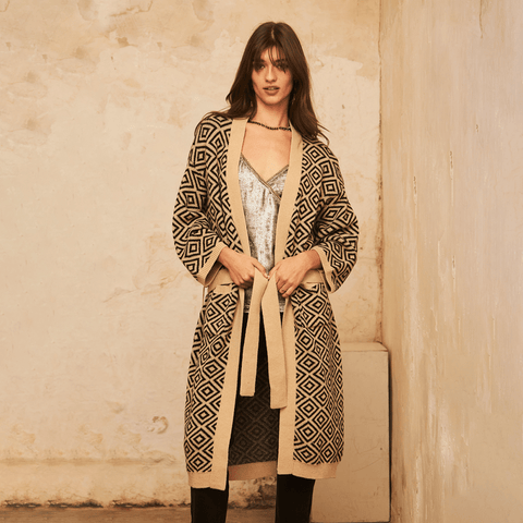 Black 'Naila' Long Bicolour Kimono by NKN Nekane - Curated Living