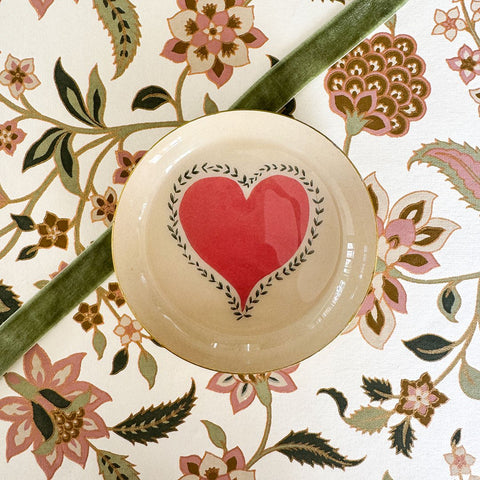 Enamel Tray 'Heart' Round by Roomytown UK - Curated Living