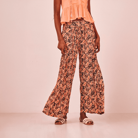Fluid Trousers 'Urpik' Black by NKN Nekane - Curated Living