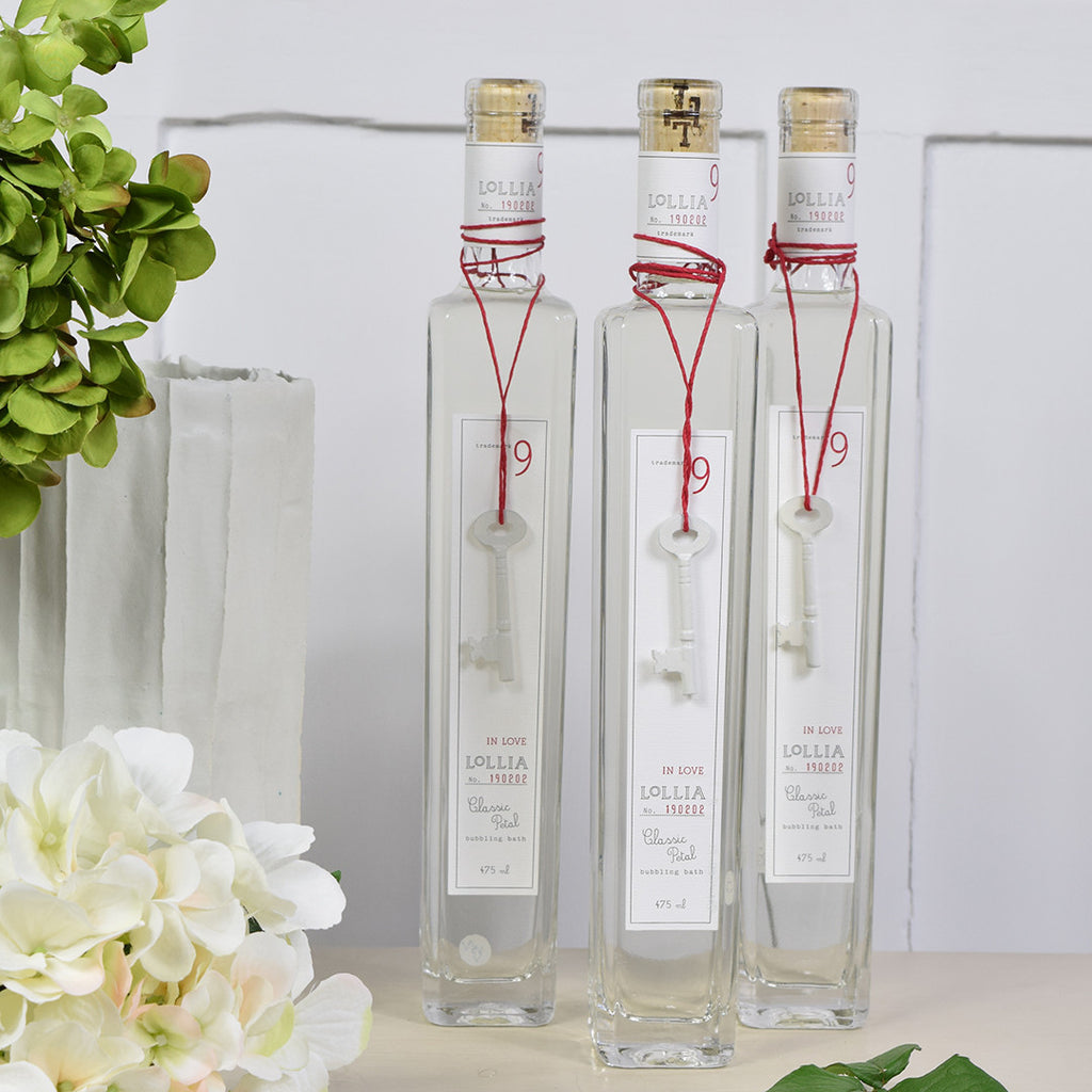 Lollia In Love Bubbling Bath – Curated Living - Main Image