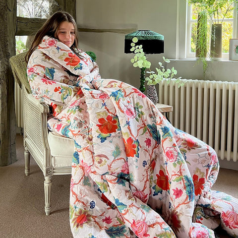 Beautiful Pink Exotic Flower Quilt - Curated Living